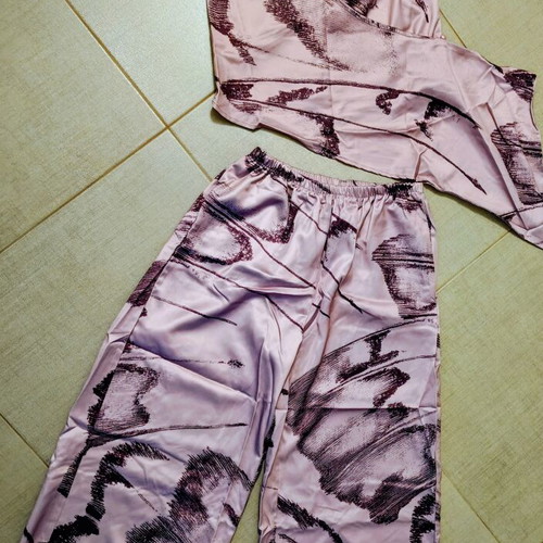 Set with Deep V Neck and Wide Pants new, lilac color