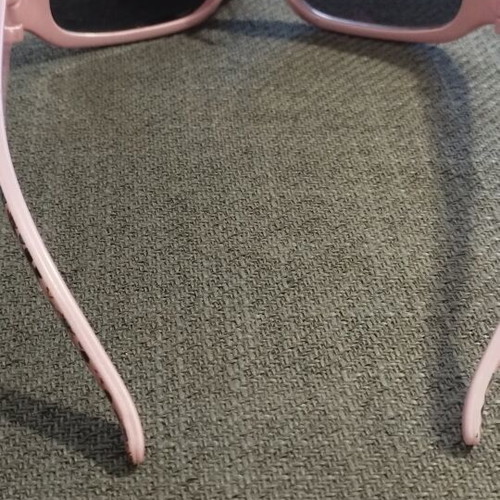 Disney Minnie Mouse Kids Sunglasses new, pink frame with floral pattern