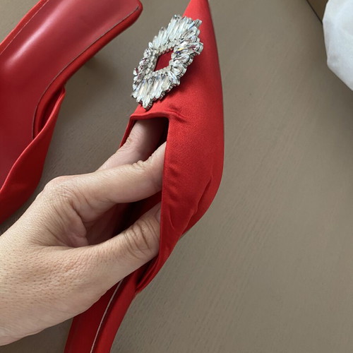 Mule with shiny stones used, kitten heel, red
