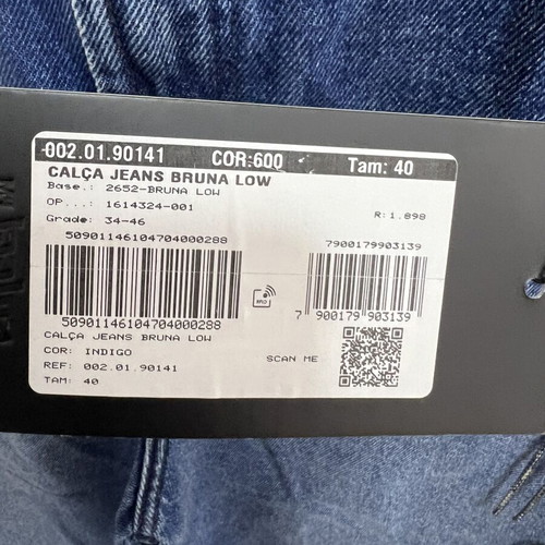 Colcci high-waisted blue denim jeans with chain and rhinestone details