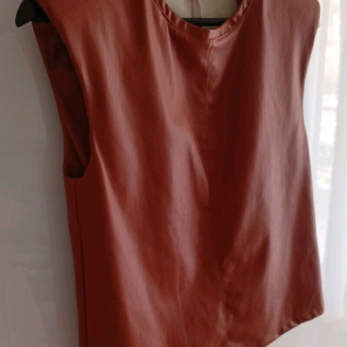 Stradivarius leatherette top new, orange, small with shoulder pads