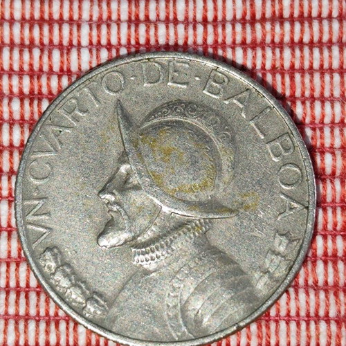 Republic of Panama 1/4 Balboa coin used, 1970