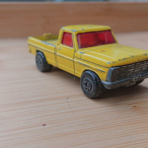 Matchbox Lesney Rola-Matics No. 57 Wild Life Ford Ranger Truck yellow used