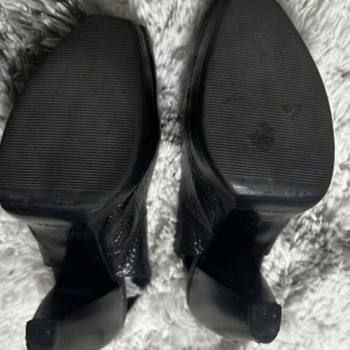 Fendi Peep Toe Shoes like new, dark blue leather, heel 12cm