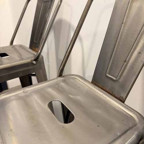 High stools anthracite glossy used, set of two