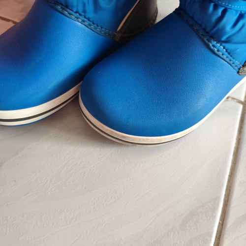 Crocs kids boots like new, blue, size 27-28