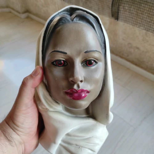 Marwal chalkware statue of exotic woman vintage 1950's-60's large size 27x18x14cm like new