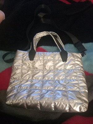 Silver handbag like new with large strap