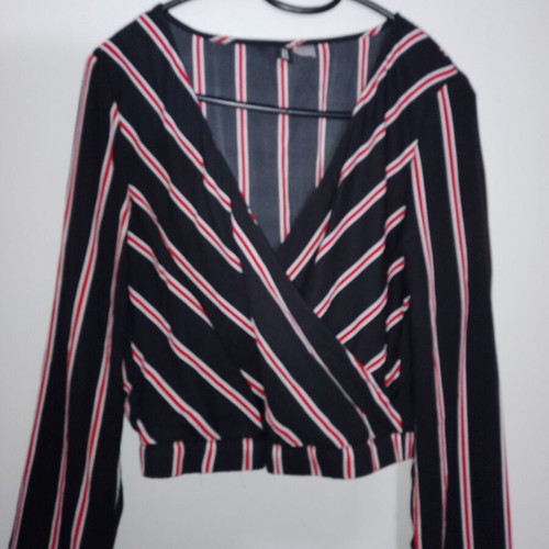 H&M divided wrap blouse like new, black and red