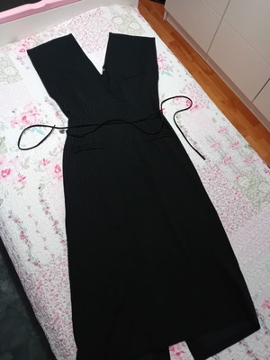 Zara black elastic cotton dress with deep V and front slit like new