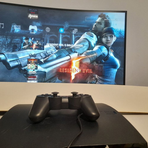 PlayStation 3 Slim 500GB SSHD upgraded with many games