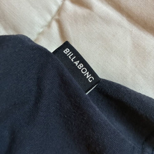 Billabong Men's Navy Blue Graphic T-Shirt XL like new, 100% cotton