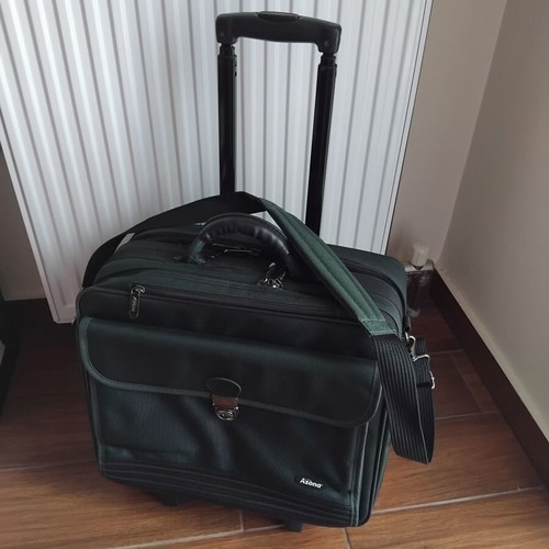 Τροχήλατη τσάντα laptop Azona σαν καινούργιο, πράσινη, ιδανική για ταξίδι