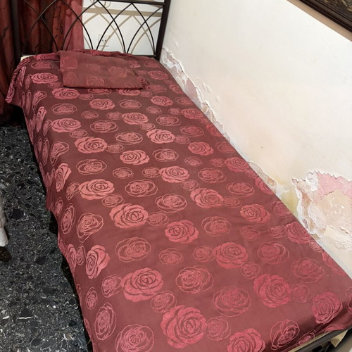 Metal single bed frame 90x200 cm, no mattress