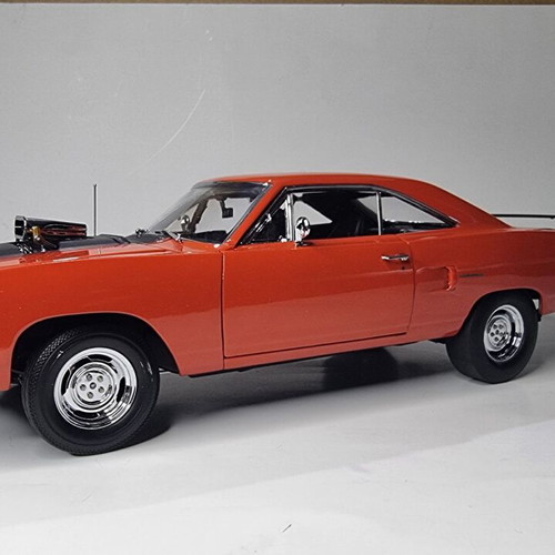 GMP Plymouth Heads Up Road Runner 1970 Metal Model Scale 1:18 new