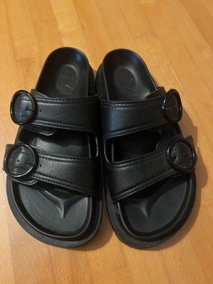 Mango women's shoes black like new, size 37