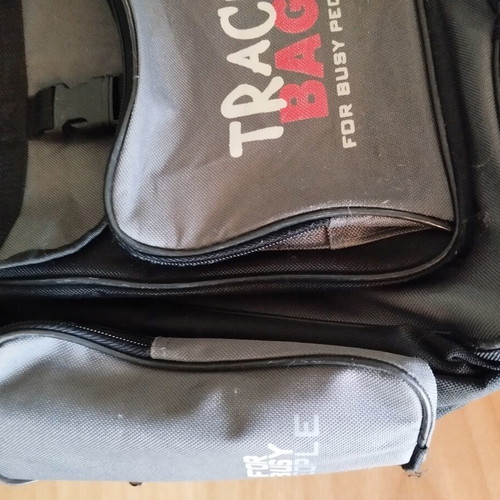 Backpack like new with many compartments 45x35x15 cm