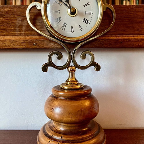 Classic table clock made of wood and brass like new