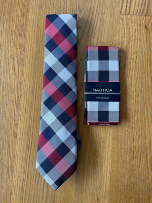 Nautica tie and pocket square set new checkered blue, red