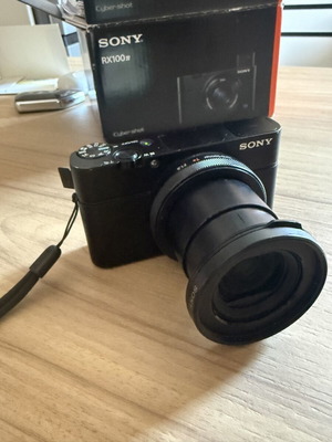 Sony RX100 IV compact camera with HOYA filters