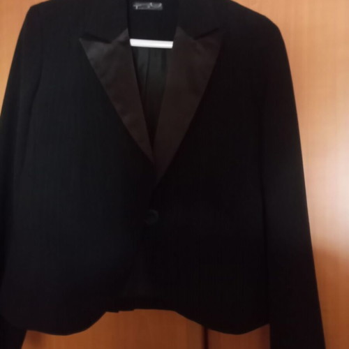 Set dress and jacket like new, black with thin stripes