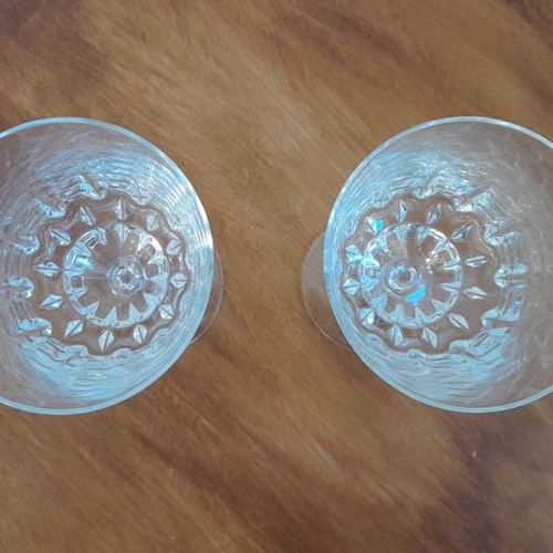 Vintage crystal wine glasses 2 pieces like new