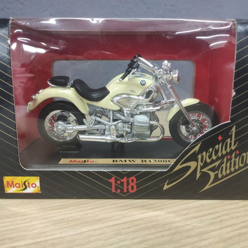 Maisto Motorcycle BMW 1200 C scale model 1/18
