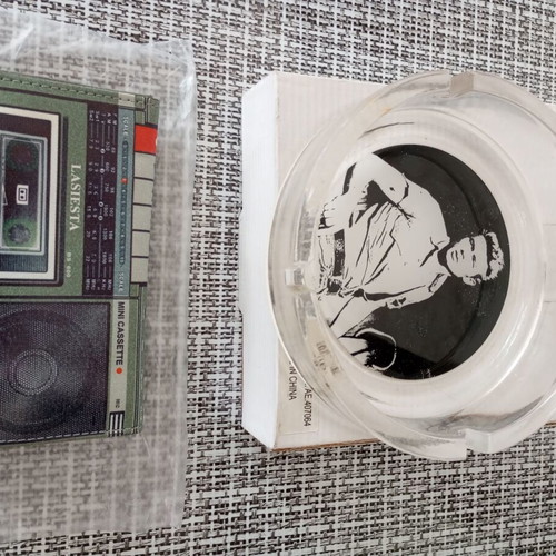 James Dean glass ashtray with La Siesta retro tobacco pouch gift