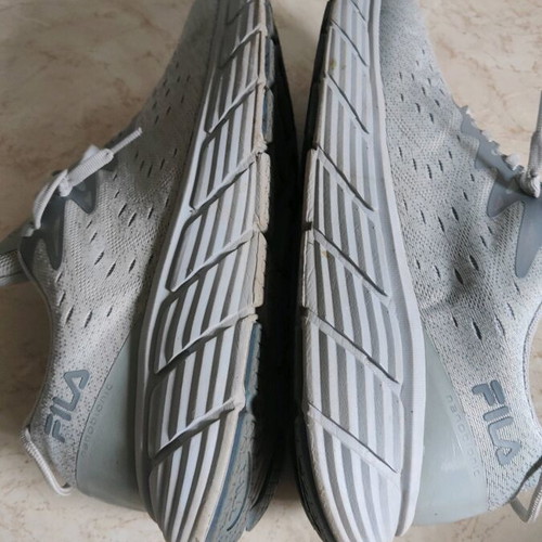 Fila Memory Born athletic shoes like new, gray, size 44
