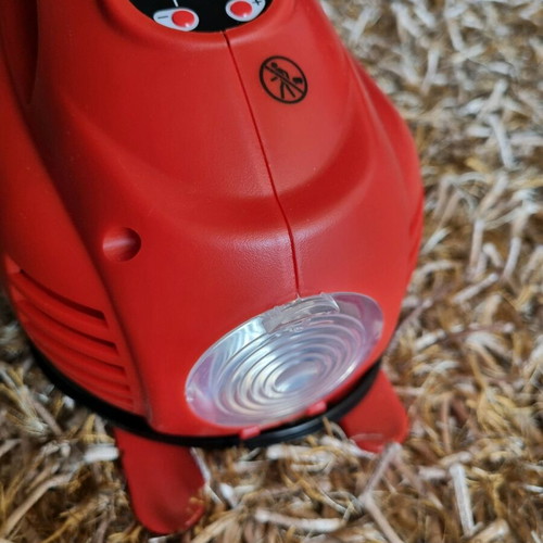 Black & Decker ASI200-XJ Multi-Purpose Air Compressor like new, orange