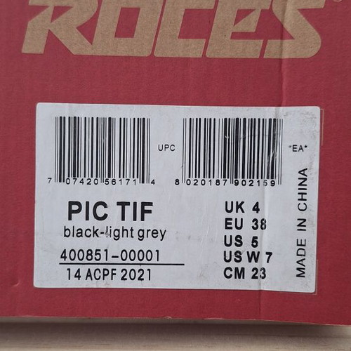 Roces PIC TIF Inline Skates Size 38 with Pink Knee Pads New