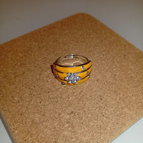 Enamel ring with yellow flower and rhinestones, adjustable