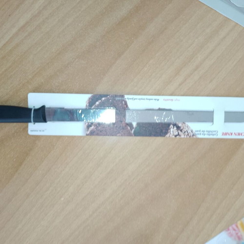 Large bread knife new