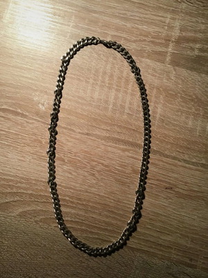 Chain necklace like new