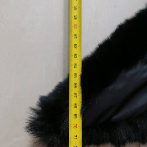 Natural fur collar black like new
