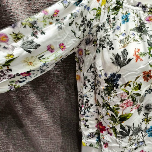 Stradivarius summer blouse 100% viscose like new, multicolor, size S-M