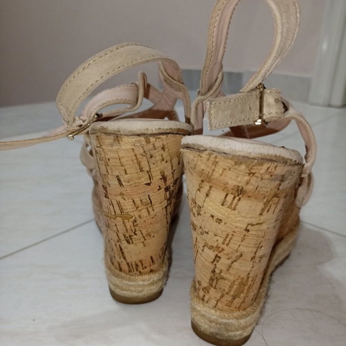 Beige platform sandals used size 38 with cork sole