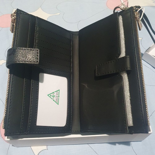 Guess wallet new