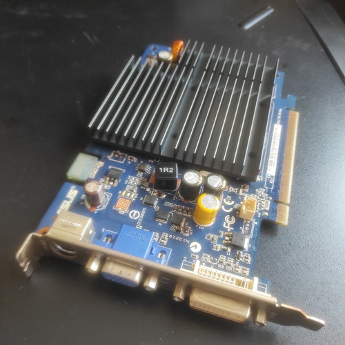 Asus GeForce 8500 GT Silent 512MB graphics card used, for parts