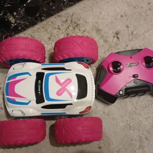 Silverlit Exost 360 Cross Amazone remote control stunt car like new