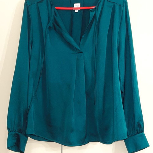 Jown Lewis shirt cypress like new, size M