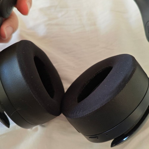Sony Pulse 3D headphones like new with CoolGel Memory Foam earmuffs wireless