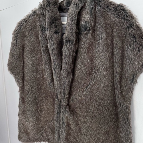 Fur vest BSB like new, size 40, gray and brown