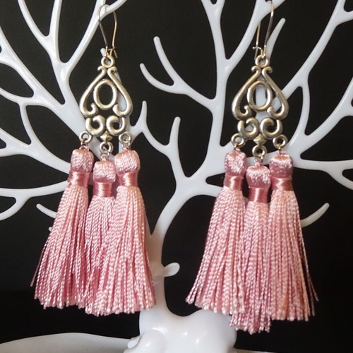 Tassel earrings new, pink and silver