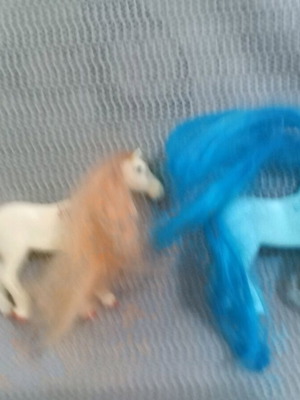 Playmobil pack with two horses for fairies and princesses used