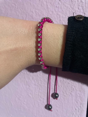 Fuchsia hand bracelet used with rhinestones and adjustable strap
