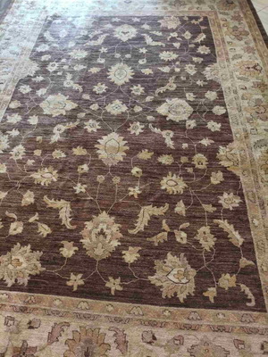 Ziegler handmade rug like new, 2.55x3.66m wool floral design