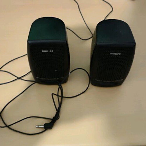 Philips SBC BP010 speakers like new, passive bookshelf system