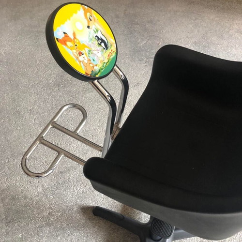 Hairdressing children's chair new