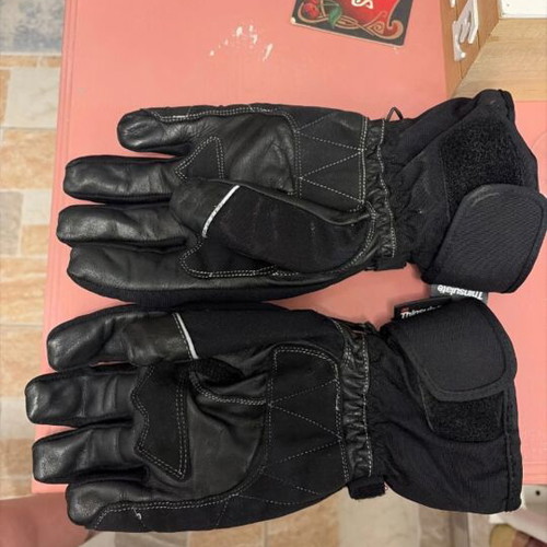 Kevlar motorcycle gloves with Thinsulate lining, new